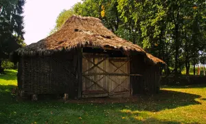 Skansen w Holi: Ceny, dojazd, atrakcje. Jak zaplanować wizytę?