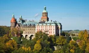 Kamienna Góra: Odkryj tajemnice i atrakcje Dolnego Śląska!