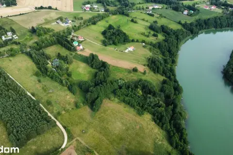 Podlasie: działki nad jeziorem jak kupić i zyskać?