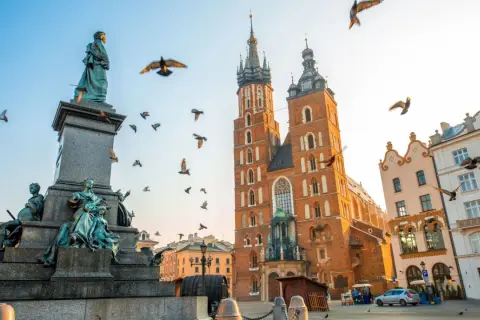 Ile kosztuje nocleg w Krakowie? Odkryj sekrety taniej rezerwacji.