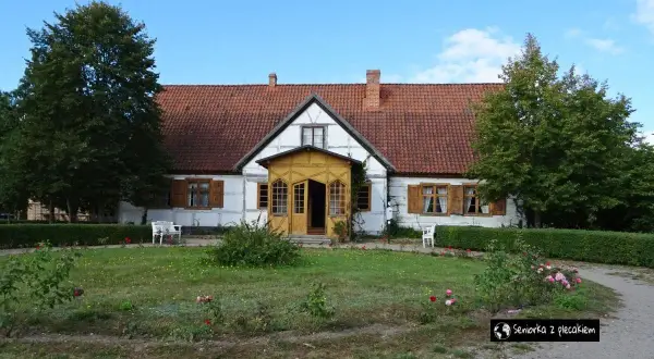 Wdzydze Kiszewskie: najstarszy skansen w Polsce. Twój przewodnik!