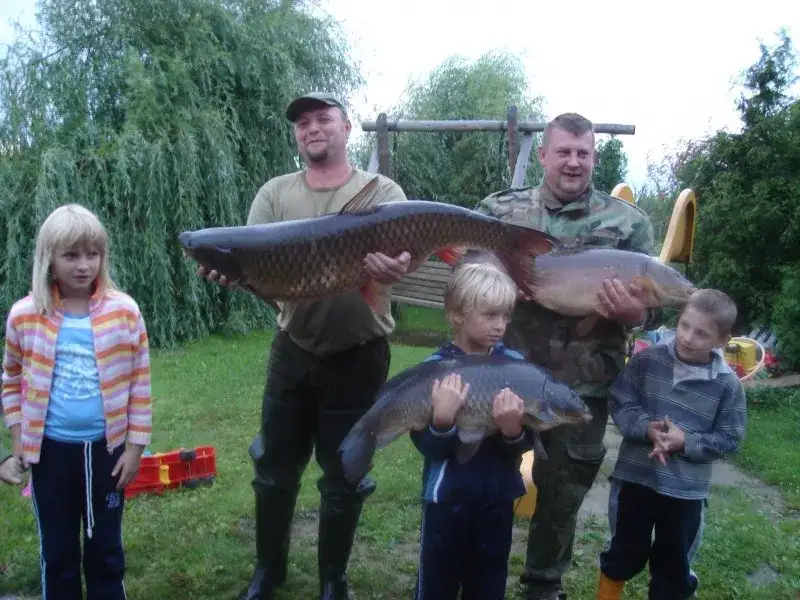 Agroturystyka wędkarska udogodnienia pomost wędzarnia
