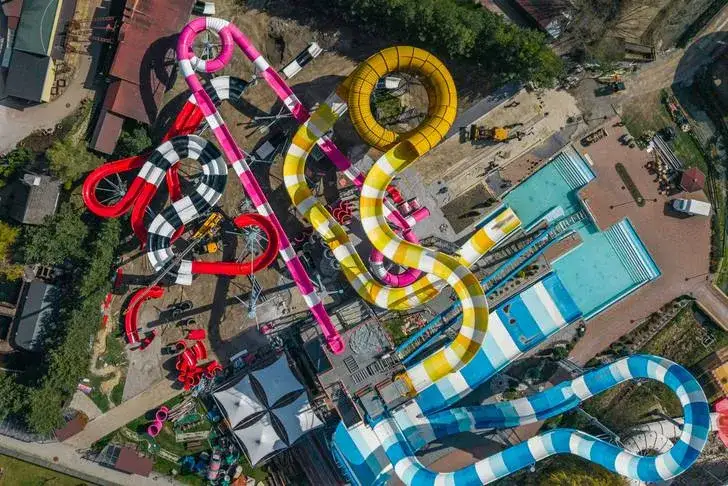 Aquapark Tatralandia Słowacja zjeżdżalnie baseny
