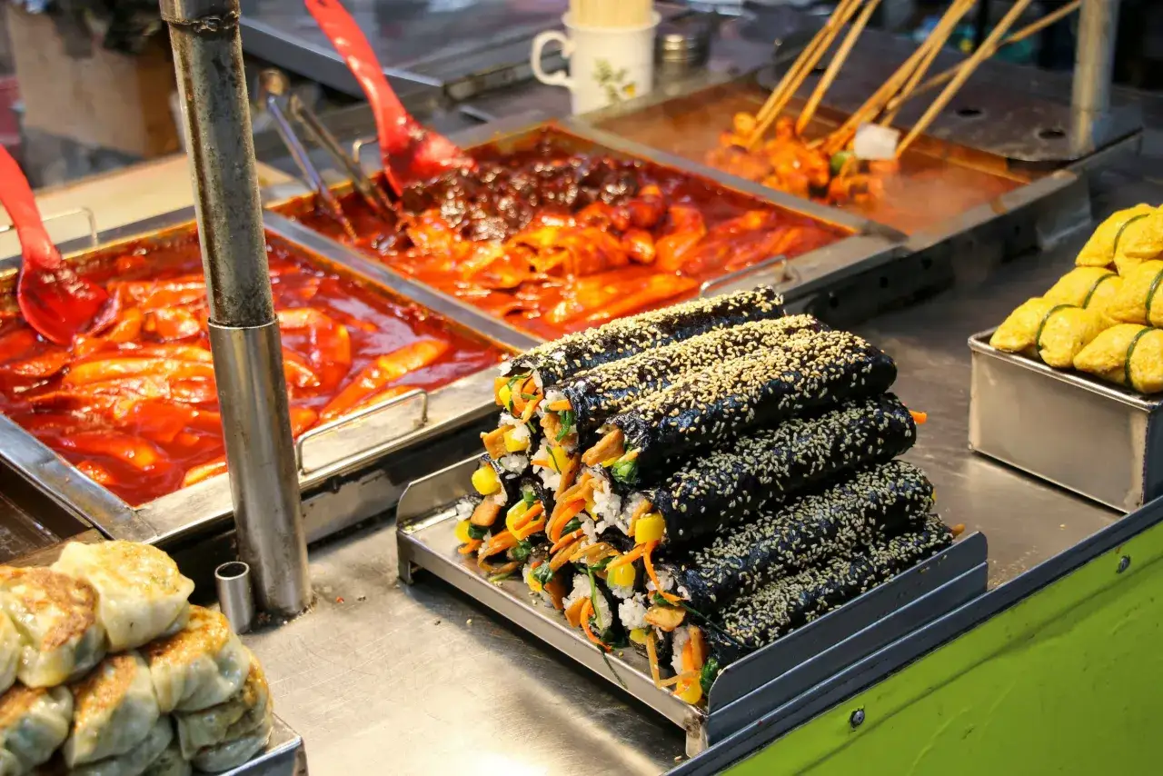 Kowno street food Aleja Wolności