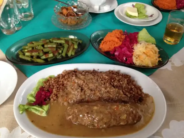 Otwock: Gdzie zjeść? Najlepsze restauracje na każdą okazję!