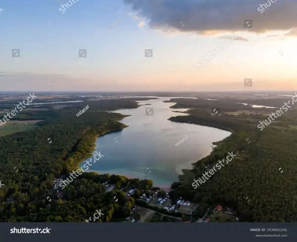 Mieruńskie Wielkie: Nowa plaża, wędkarstwo i spokój. Czy warto?